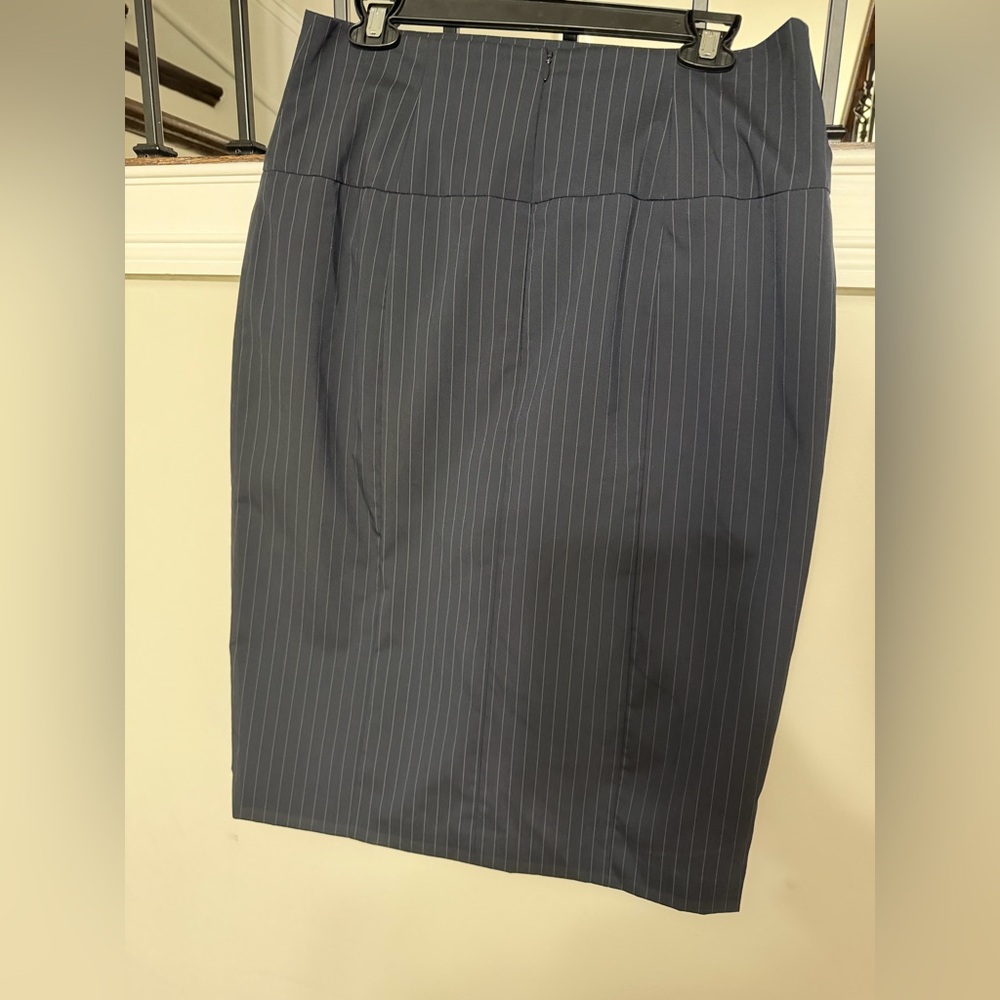 Worthington Dark Gray Pinstripe Pencil Skirt with Waist Detail - Picture 3 of 5